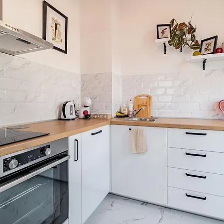 Bella 2br アパート *