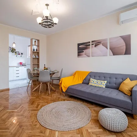 Bella 2br Lejlighed Varna