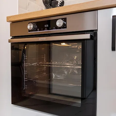 アパート Bella 2br *